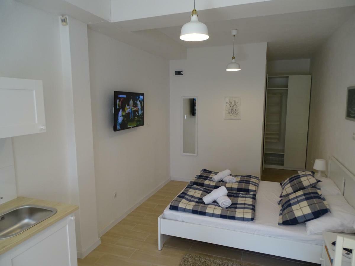 Job Studio Apartments สปลิท ภายนอก รูปภาพ