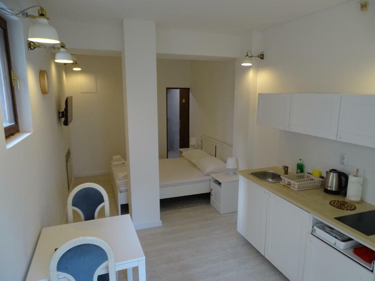 Job Studio Apartments สปลิท ภายนอก รูปภาพ